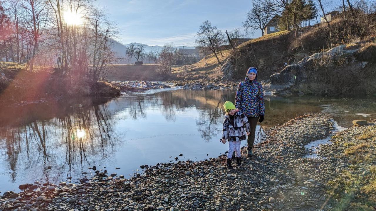 Садиба Федорчуків За Рікою Sheshory Esterno foto